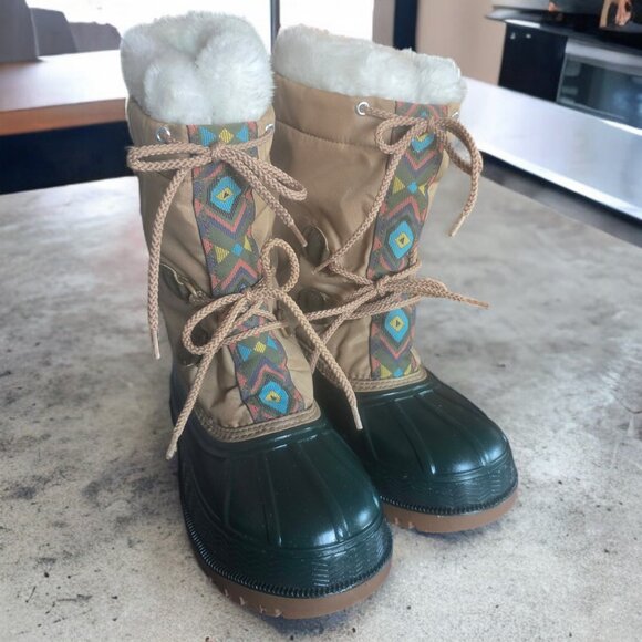 LACROSSE ( 4 ) Girls Snow Boots, Insulated Waterproof Aztec Design Boots - Picture 1 of 14